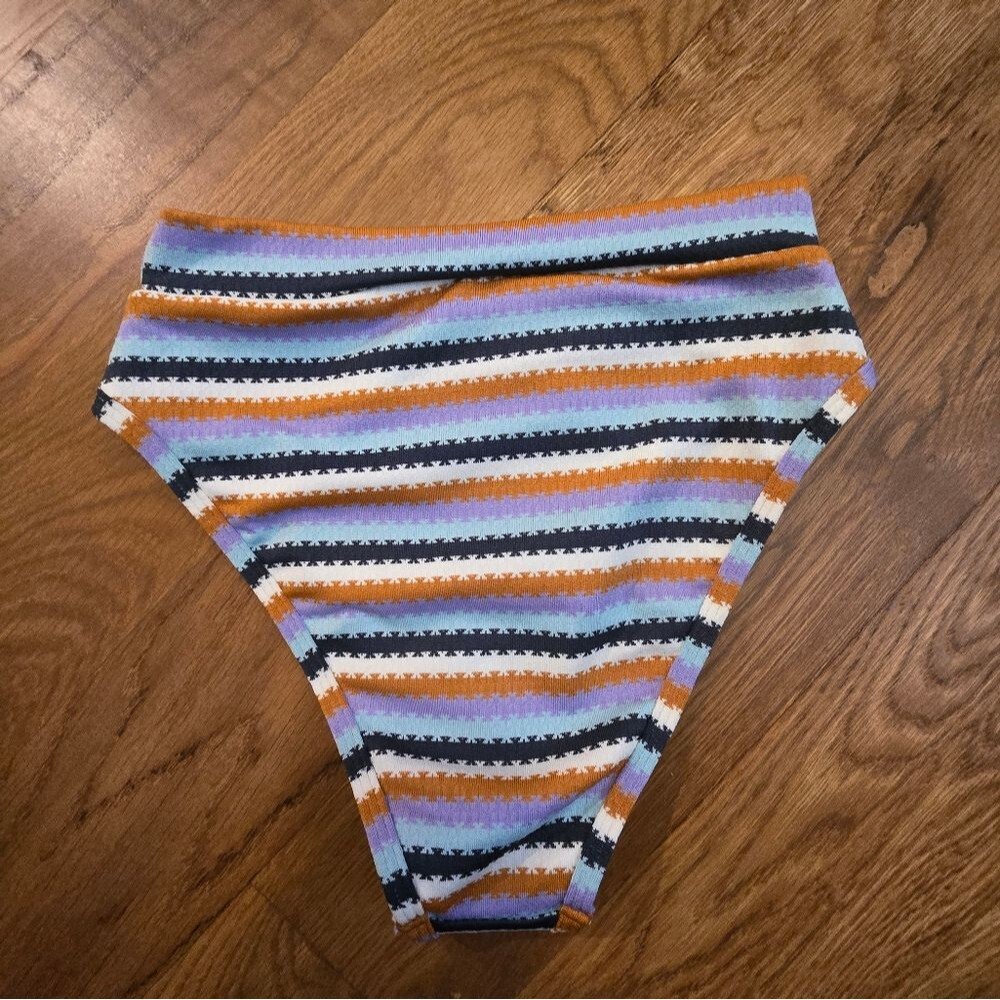 L*Space Multicolor Over the Moon Stripe Swimsuit Bikini SET NWOT Sz XS/S - Picture 6 of 6